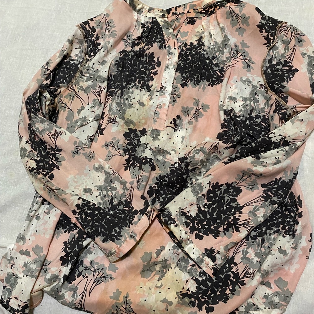 Talbots blouse - Picture 2 of 2